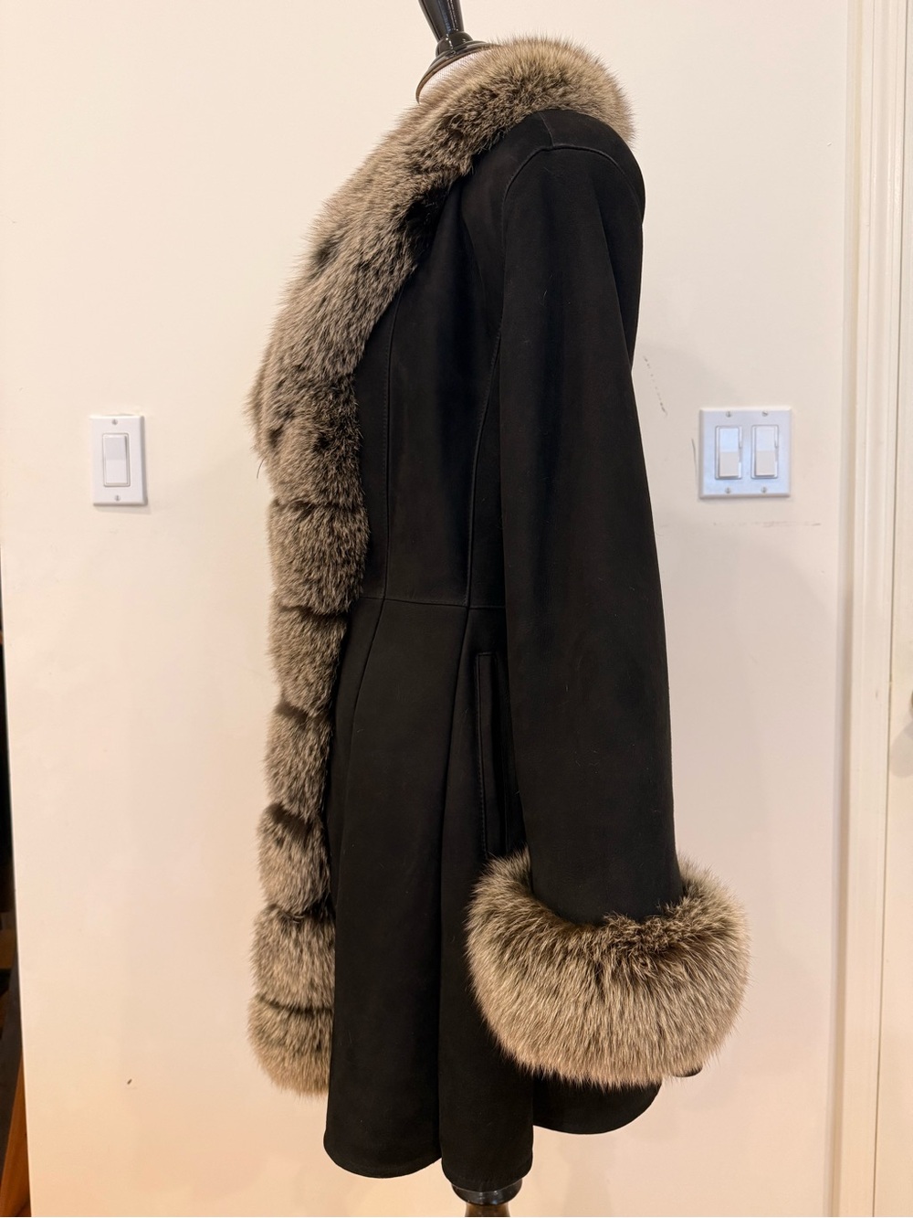 Black Lamb Shearling Coat with Fox Fur Trim - Picture 2 of 10
